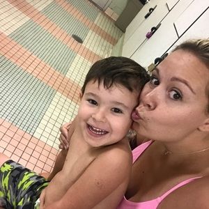 Meet your Posher, Elizabeth